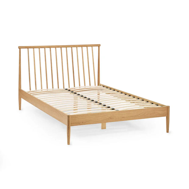 Belton Spindle Bed